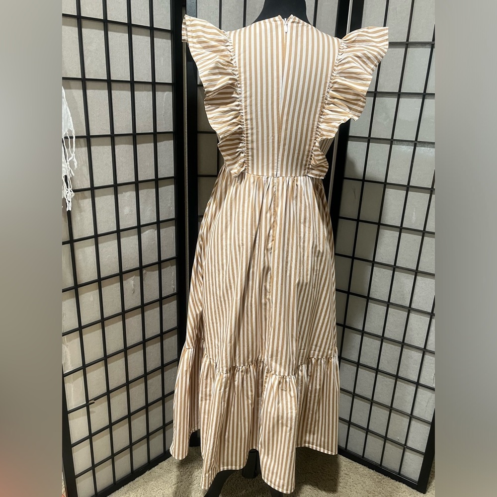 SUGARLIPS LUNA Striped Ruffle- SHOULDER MIDI Dress in Beige and White SIZE S - Picture 7 of 12